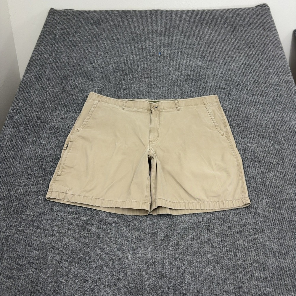 LL Bean Shorts Men 44W Khaki Cotton Blend Classic Fit Chino Casual Outdoor Style